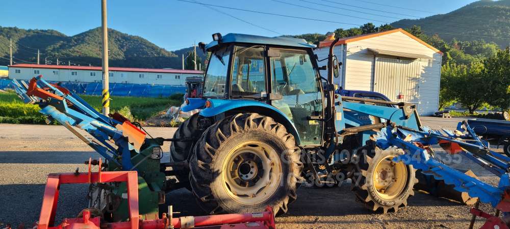 LS Tractor LS 85 마력  뒤우측면