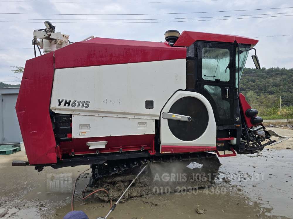 Yanmar Combine Harvester YH6115 (6Rows) 측면