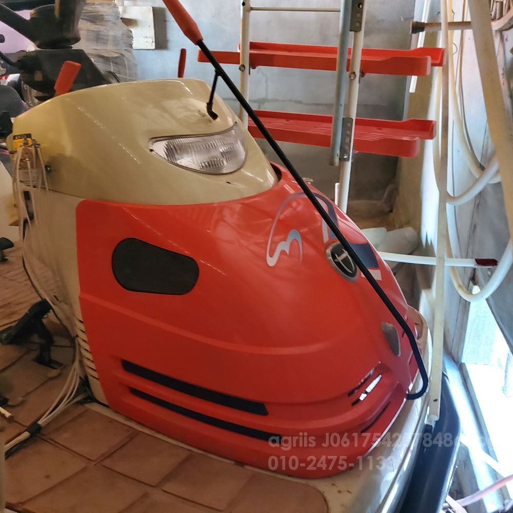 Daedong Rice transplanter S3-680 (6Rows) 뒤우측면