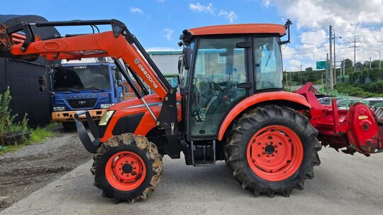 대동 트랙터 RX620 (62마력) 앞좌측면