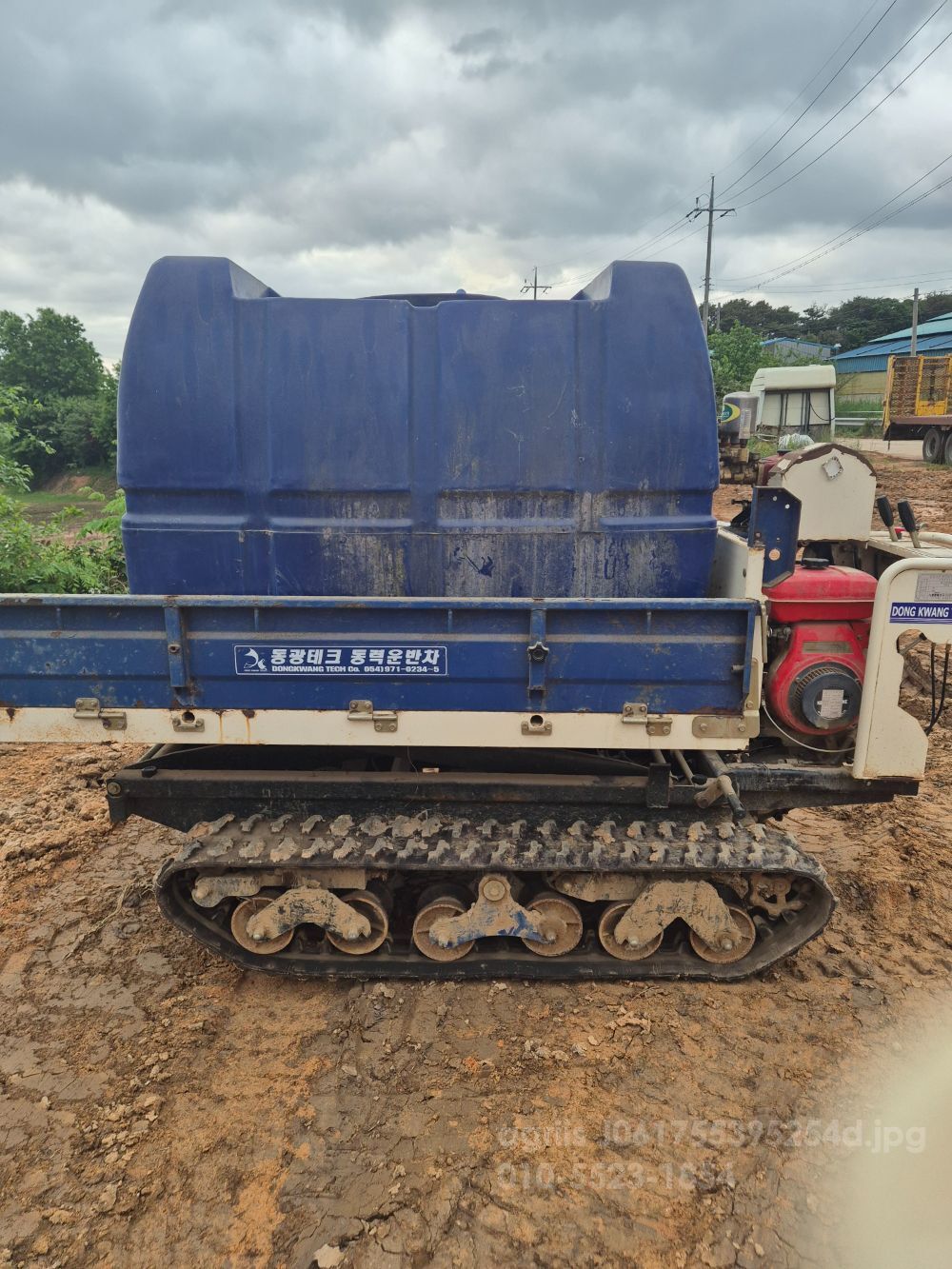   궤도형운반차  궤도형운반차  뒤우측면