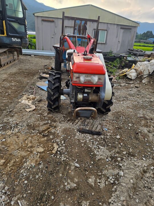 Daedong Power Tiller ND10DE (10hp) 앞좌측면