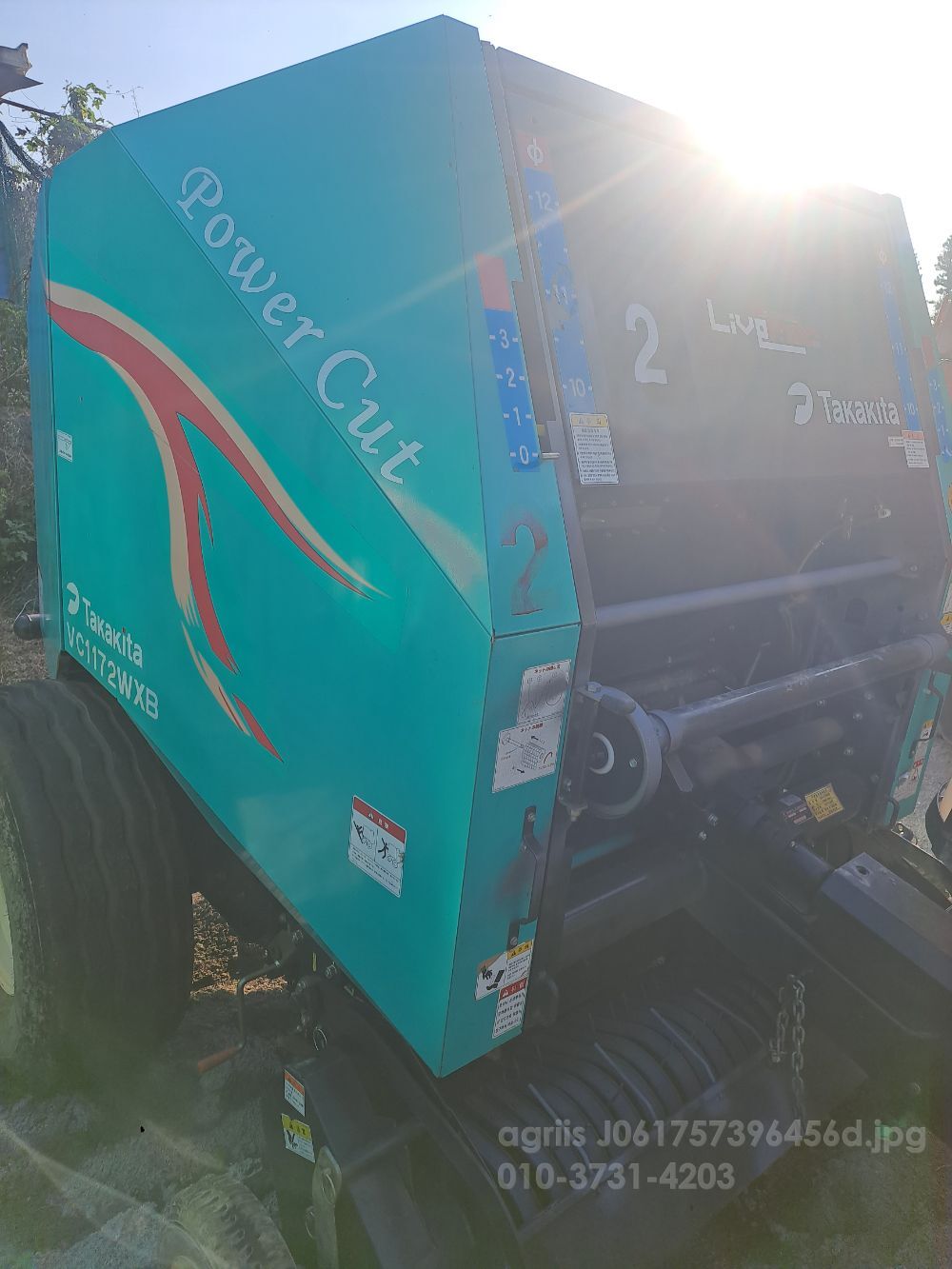 Takakita 원형베일러 VC1172WXB 뒤우측면