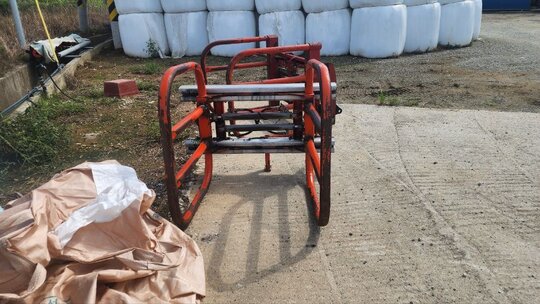  Bale Gripper 집게  앞좌측면
