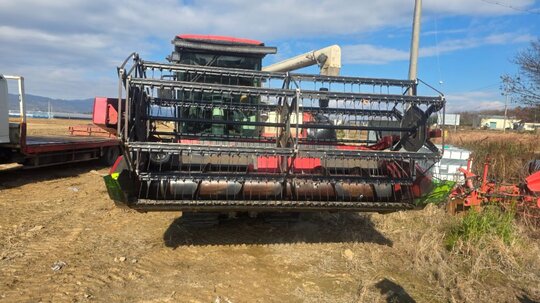 얀마 콤바인 AG1140R (보통형) 앞좌측면