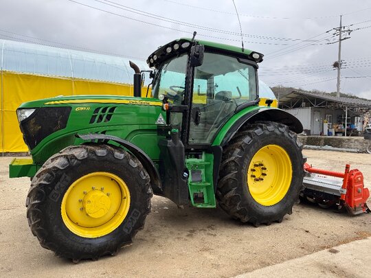 존디어 트랙터 6155R (155마력) 앞좌측면