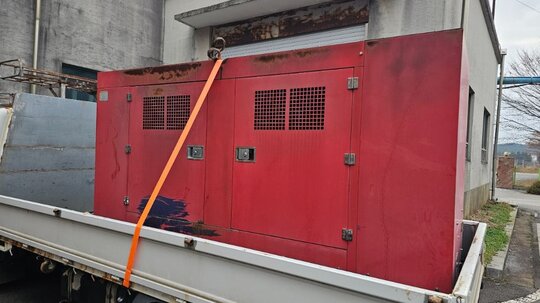 썬테크 발전기 SAS-60D 앞좌측면