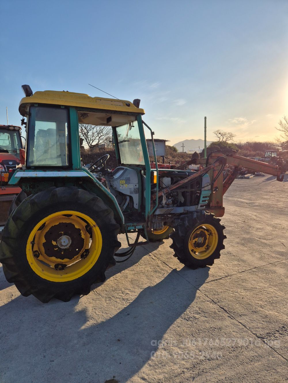 Daedong Tractor D43 (43hp) 뒤우측면