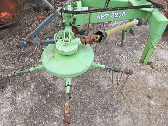  집초기, 레이크 ART3200  앞좌측면