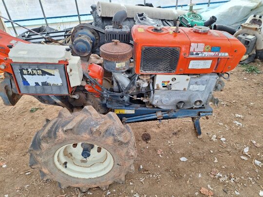 Daedong Power Tiller DT10 (10hp) 앞좌측면