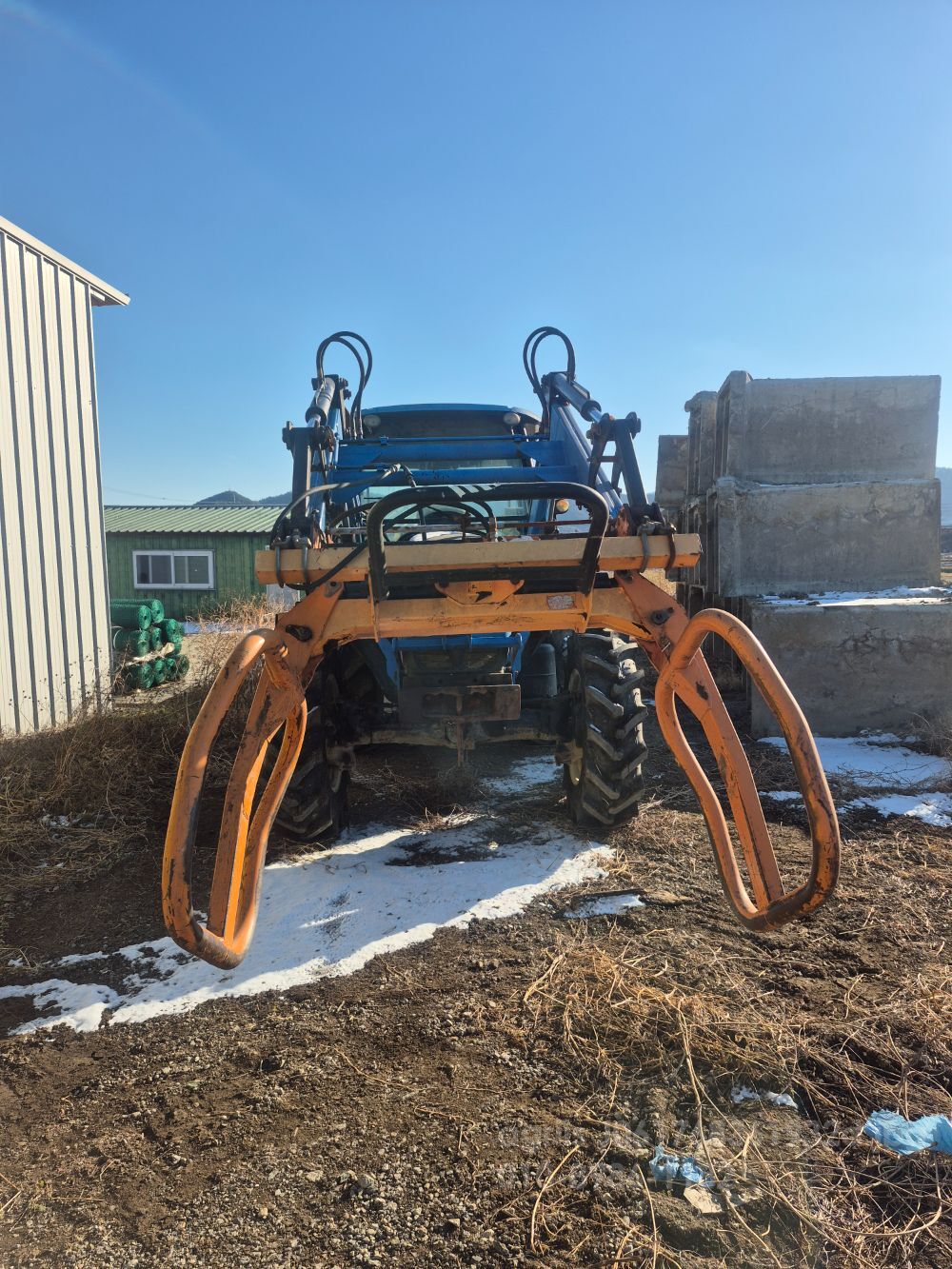 LS Tractor PS90-N (90hp) 뒤우측면