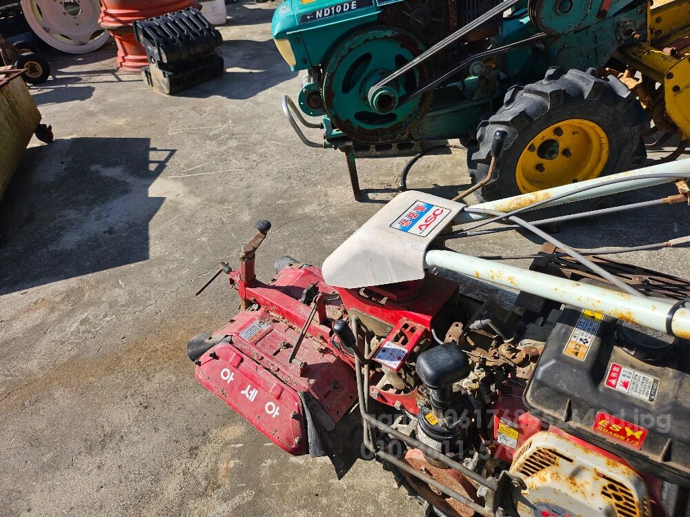 아세아 소형관리기 소형관리기 뒤우측면