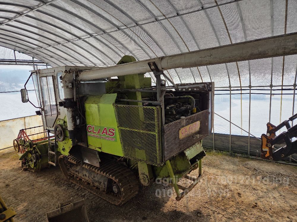 Shibaura Combine Harvester 크라스2600 (보통형) 뒤우측면