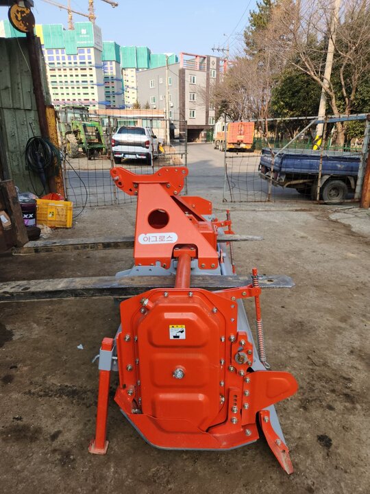  Rotavator AR4215SC (경폭208cm) 앞좌측면