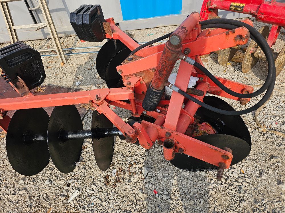 영진 원판쟁기 6련 뒤우측면