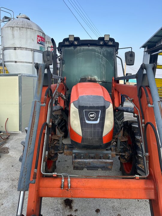 대동 트랙터 PX1100 (110마력) 앞좌측면