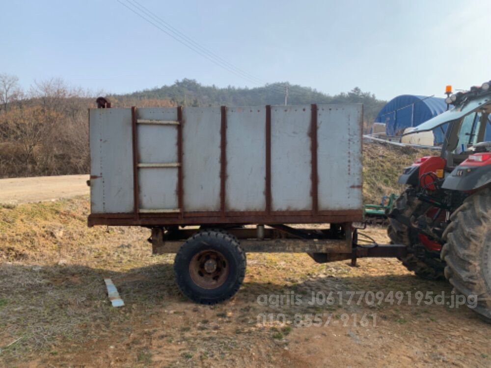  트레일러 추레라 뒤우측면