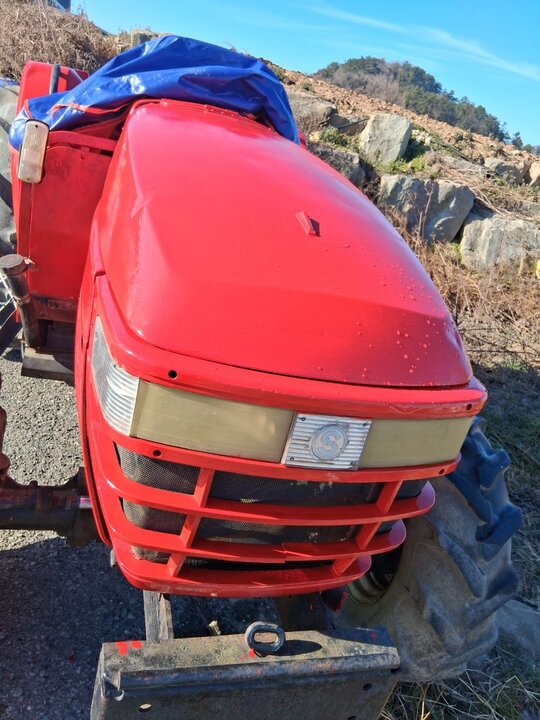 Kukje Tractor 트렉터 (45hp) 앞좌측면