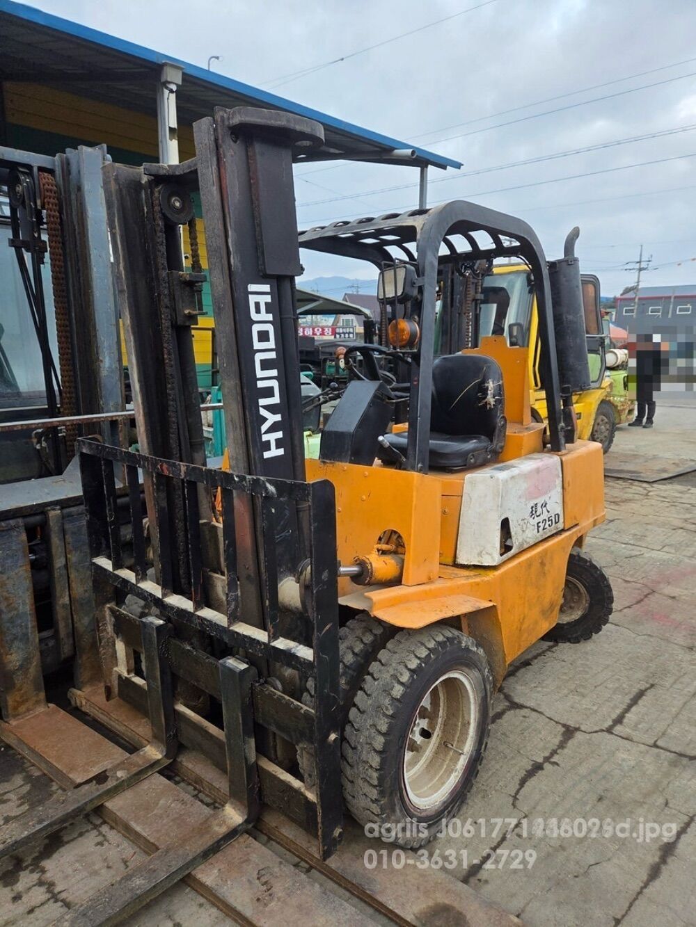 Hyundai Forklift PF25D 무넘버  뒤우측면
