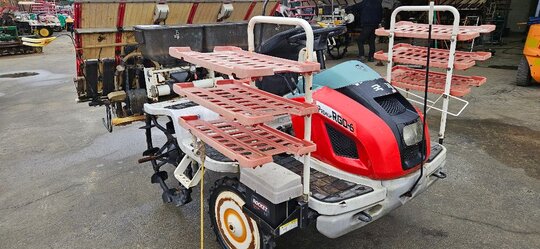 국제 이앙기 RGO-6 (6조식) 앞좌측면