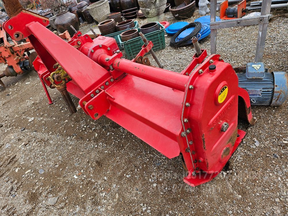 삼원 로타리 S235GK (경폭235cm) 뒤우측면