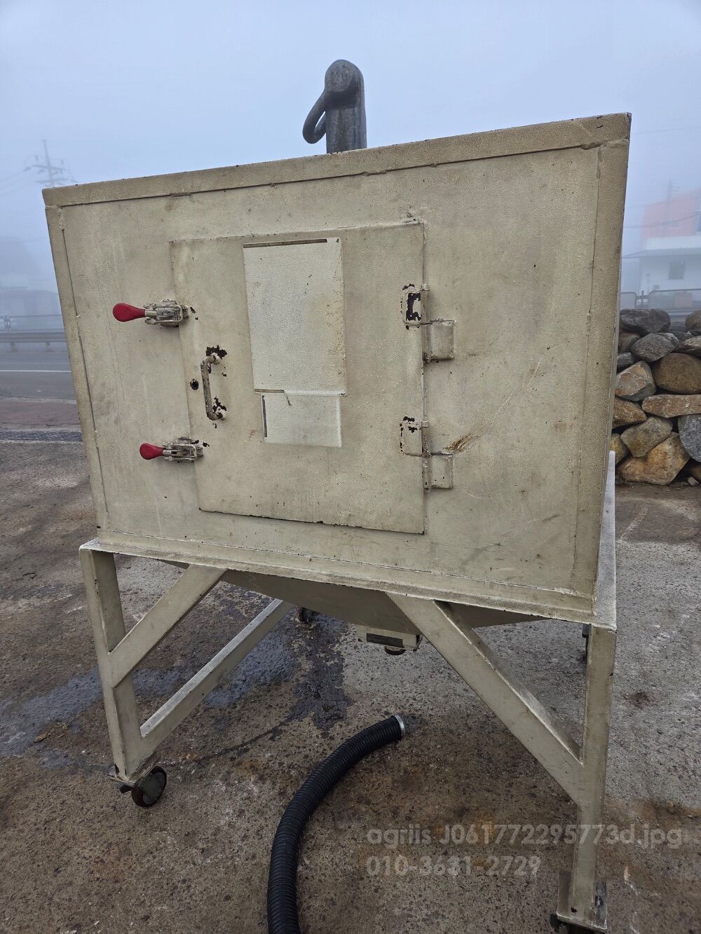  소금 모래 적재함  뒤우측면