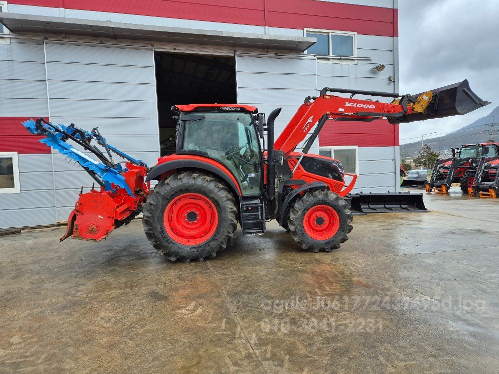 대동 트랙터 HX1200B-2C (127마력) 뒤우측면