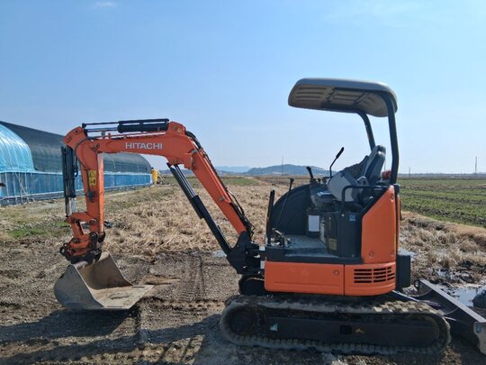  굴삭기 ZAXIU20 (2톤) 앞좌측면