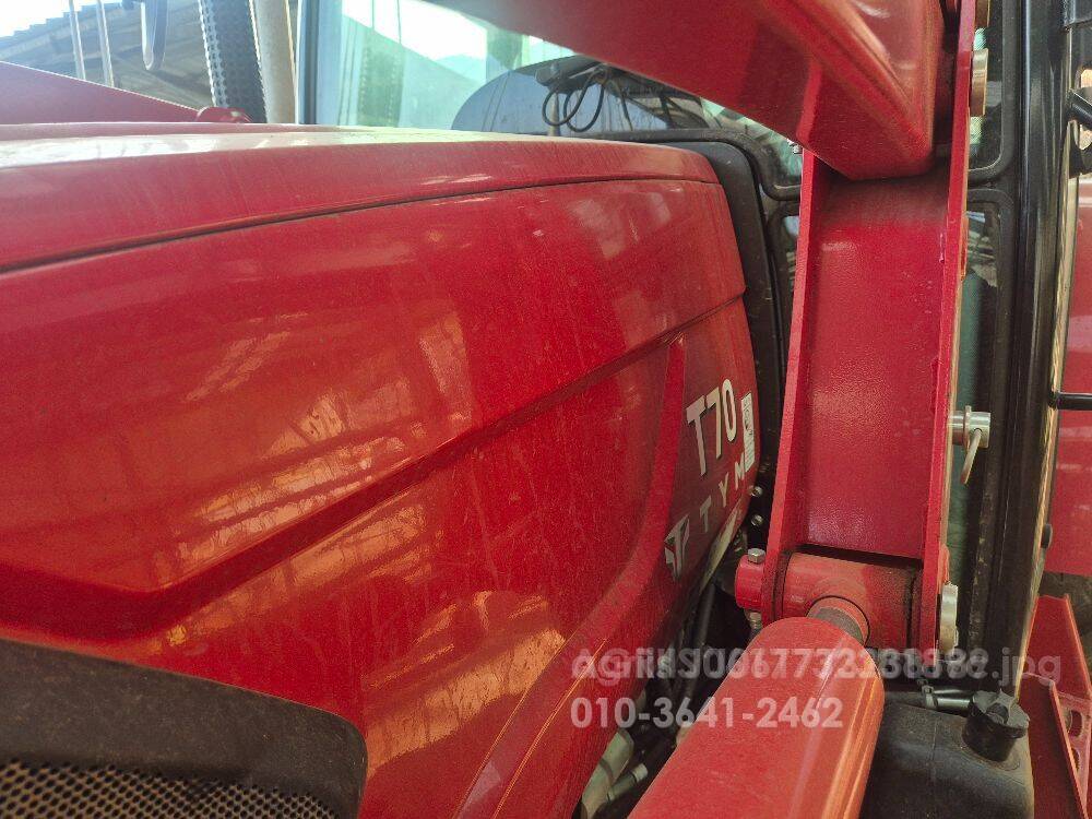TYM Tractor T70 (70hp) 앞좌측면
