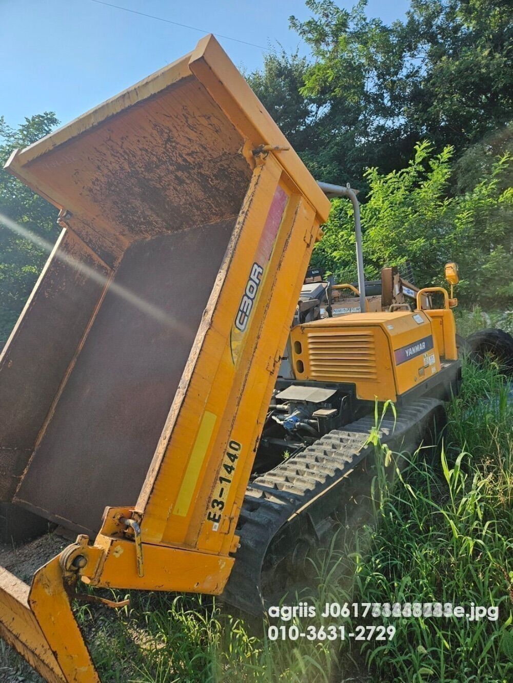 얀마 궤도형 덤프캐리어 C30R 뒤우측면