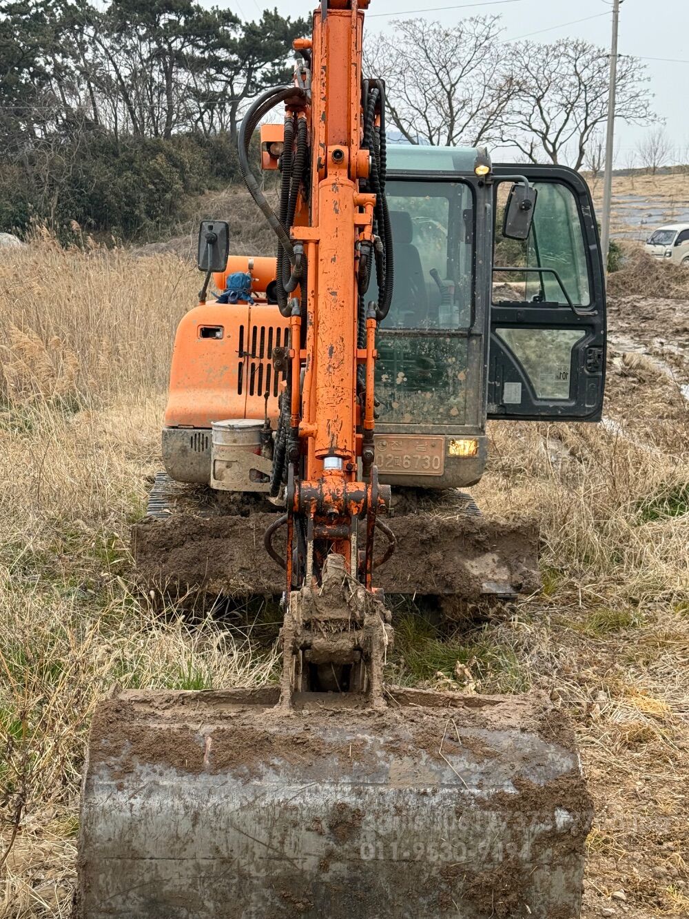 굴삭기 굴삭기 두산 (5톤) 뒤우측면