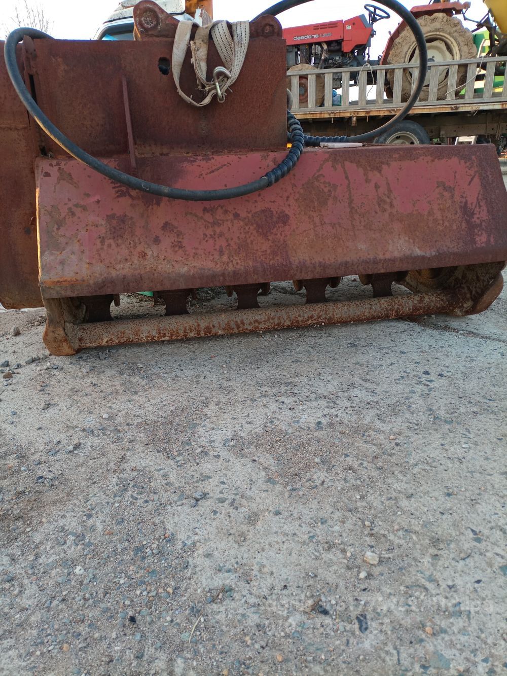  Excavator 공업사공투제초기 (5톤) 뒤우측면