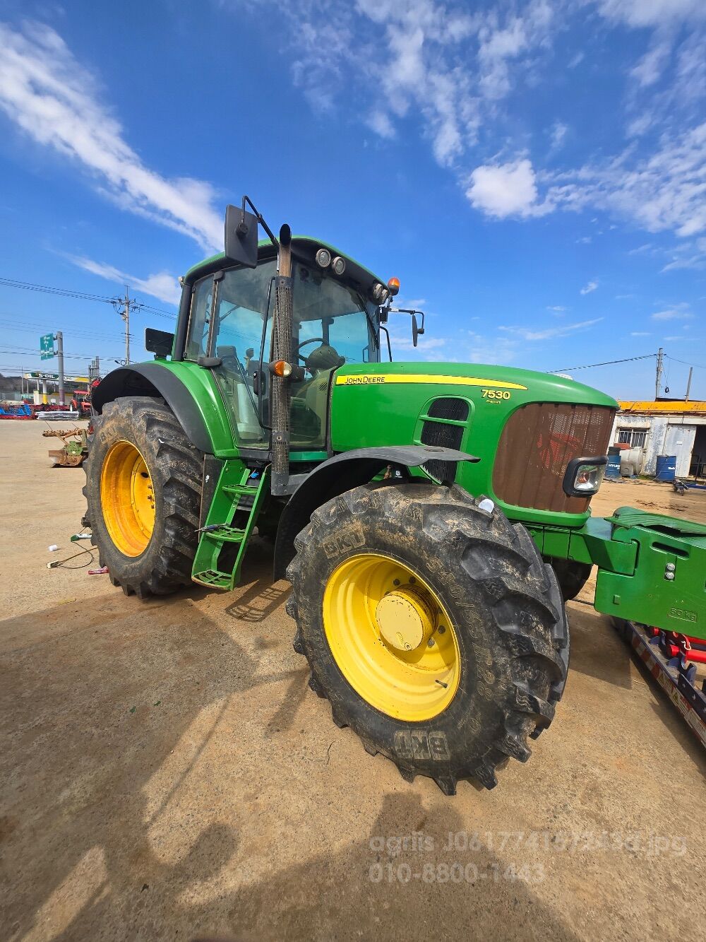 JohnDeere Tractor 7530 (185hp) 뒤우측면