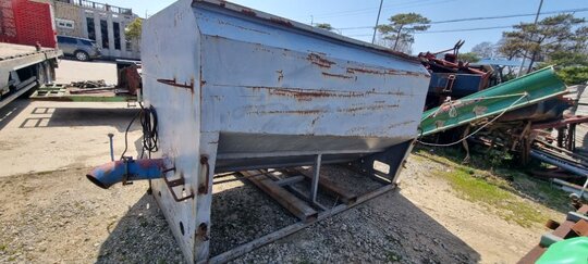 명일기공 곡물탱크  명일기공 곡물탱크  곡물탱크 앞좌측면