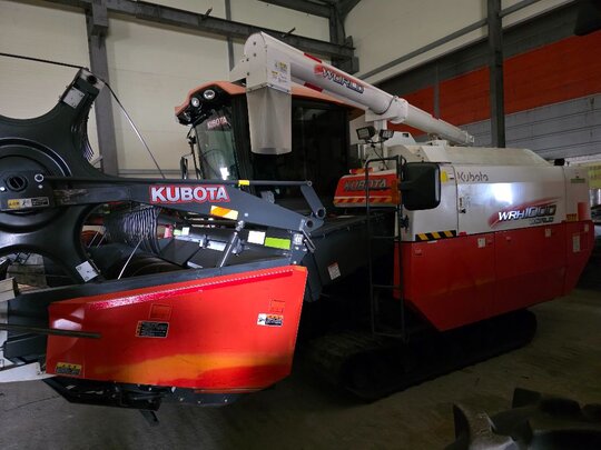 Kubota Combine Harvester WRH1000 (보통형) 앞좌측면