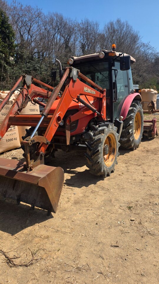 Kukje Tractor 7505 (75hp) 앞좌측면