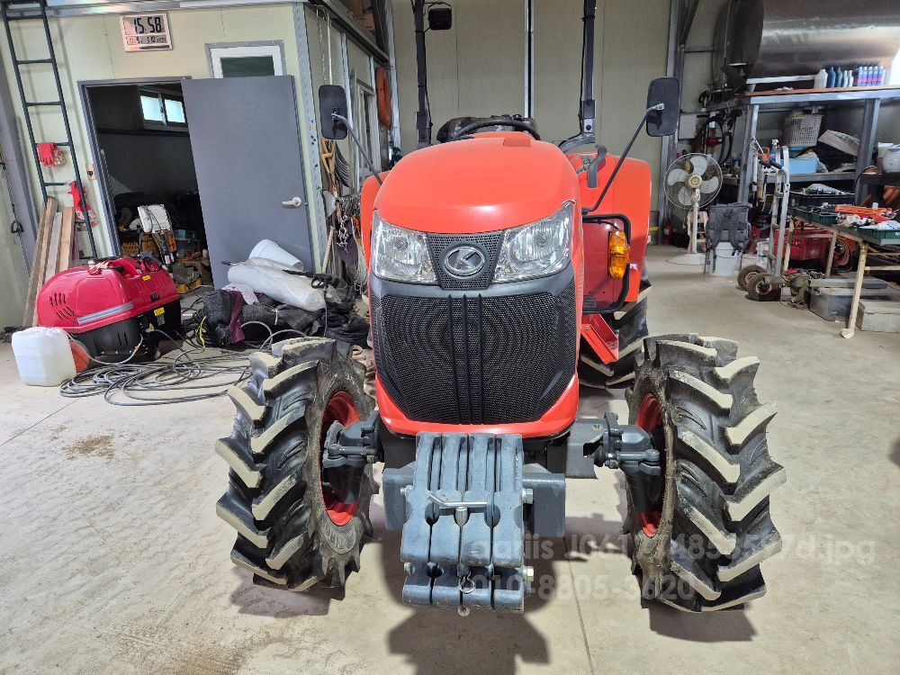 Kubota Tractor L44SV (44hp) 뒤우측면