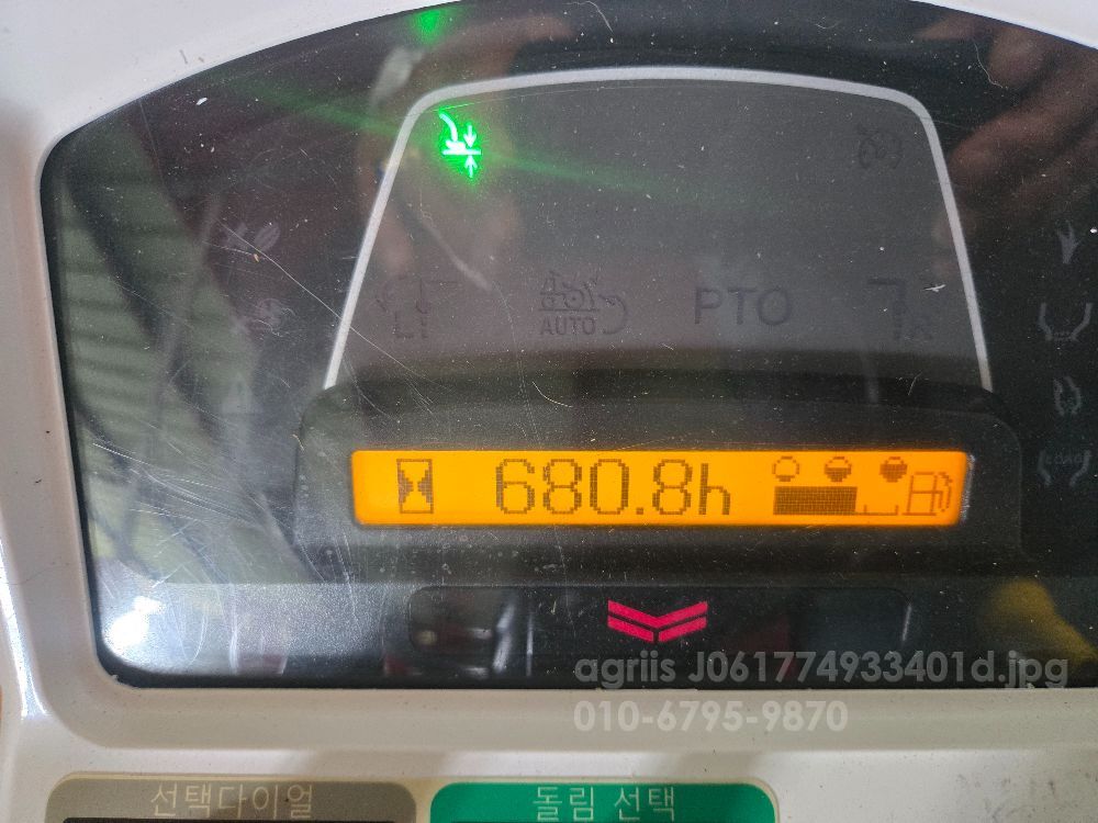 Yanmar Rice transplanter YR6D (6Rows) 뒤우측면