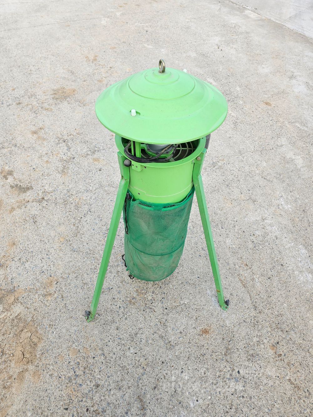  해충포획기 해충포획기  뒤우측면