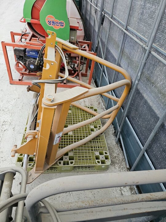 Taesung 베일러Bale Gripper 베일러집게  앞좌측면