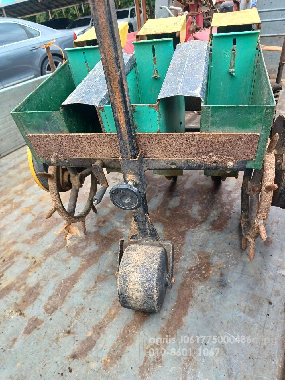 Shibaura 관리기용 파종기 관리기용 파종기  앞좌측면