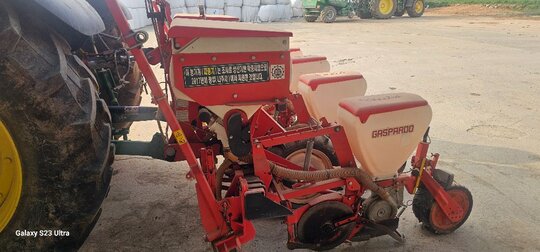  Corn Seeder 가스파라도 파종기  앞좌측면