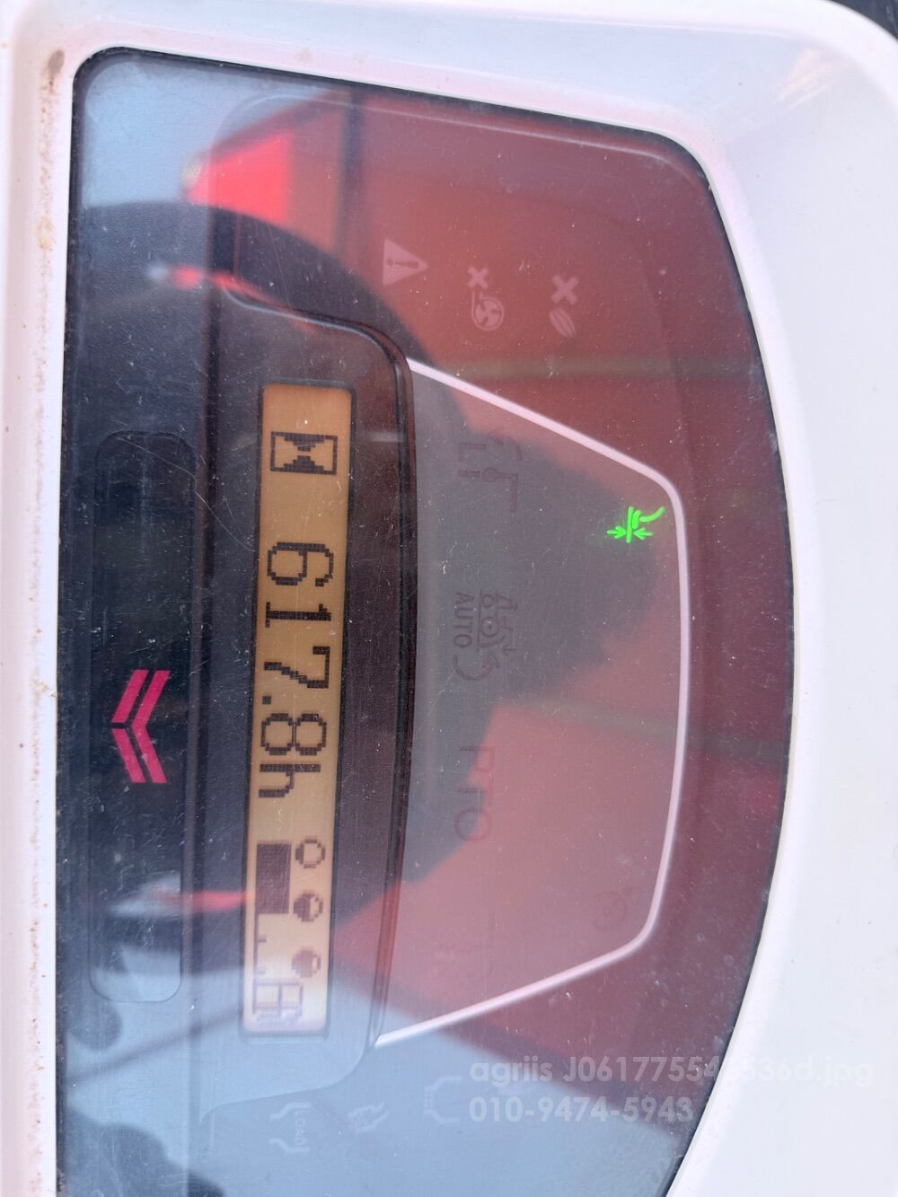 얀마 이앙기 YR8DZ (8조식) 뒤우측면