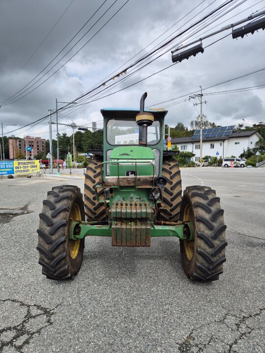 JohnDeere Tractor 3350K (106hp) 앞좌측면
