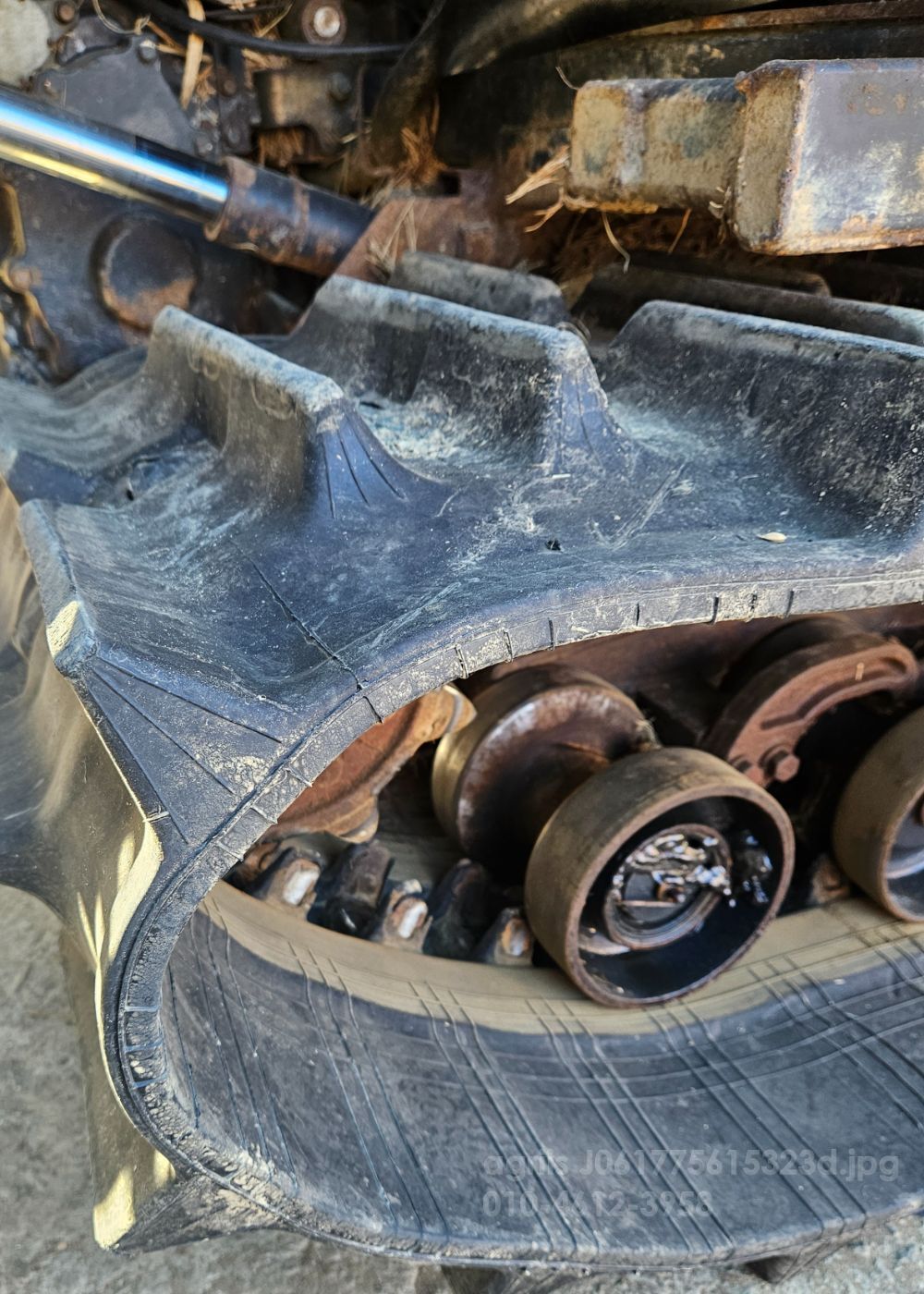 Daedong Combine Harvester DXM85 (5Rows) 뒤우측면