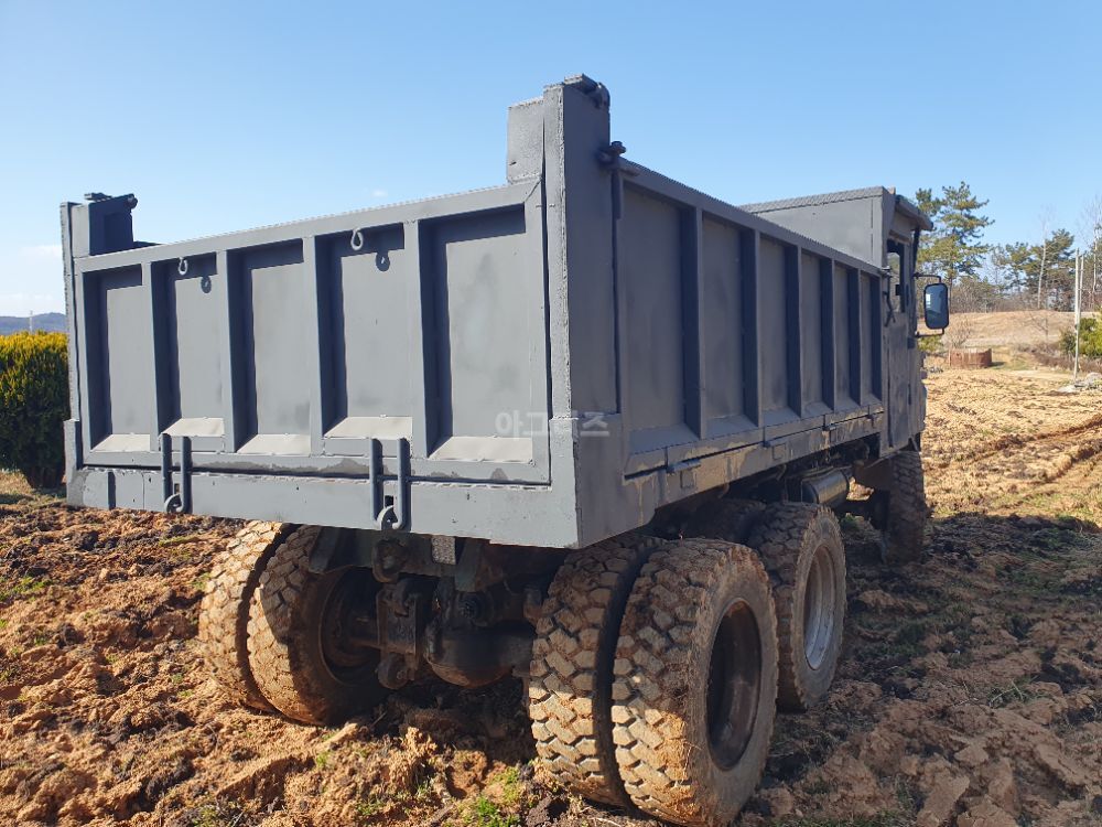  영운기  영운기  뒤우측면