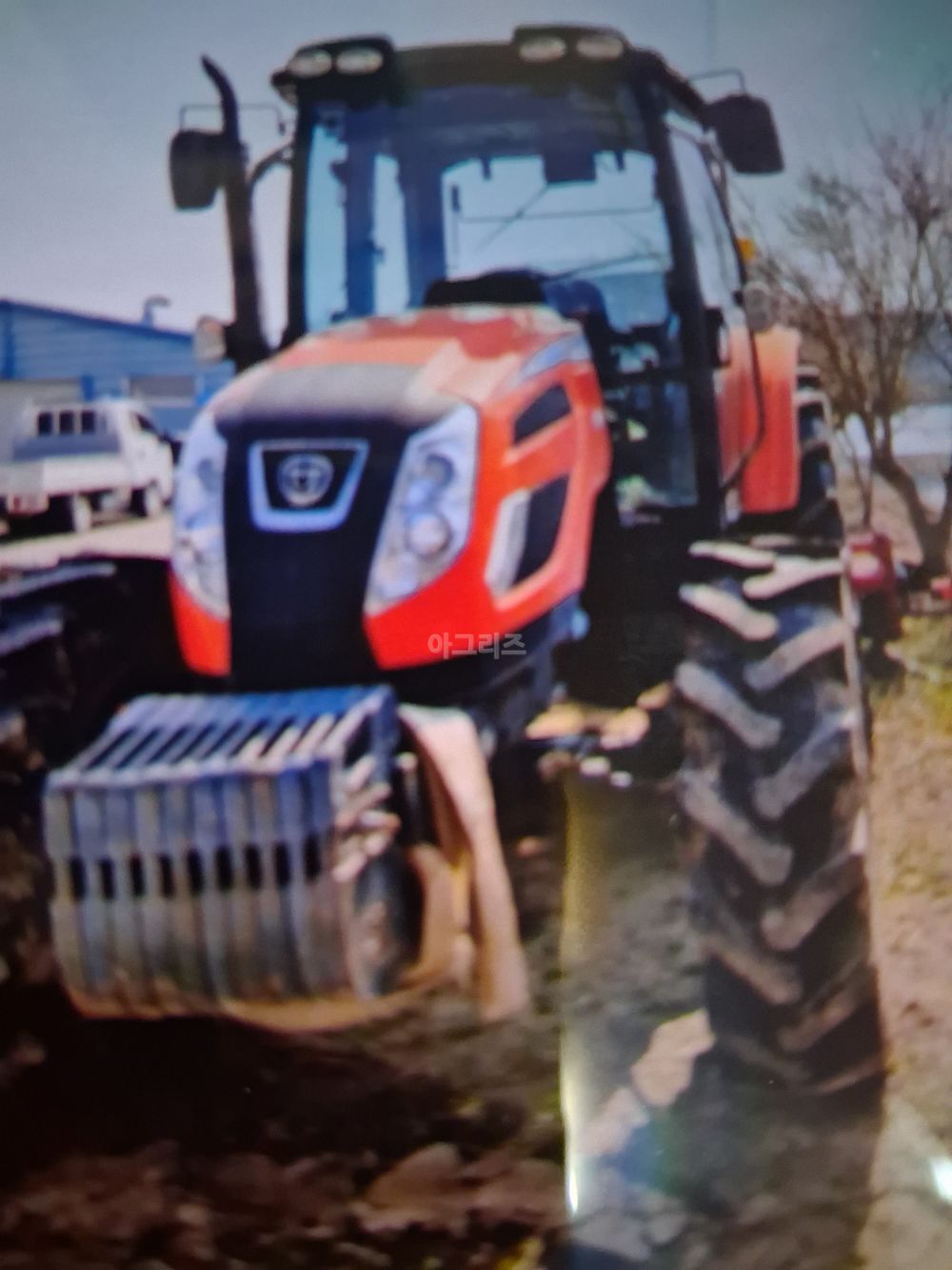 Daedong Tractor PS1000 (104hp) 뒤우측면