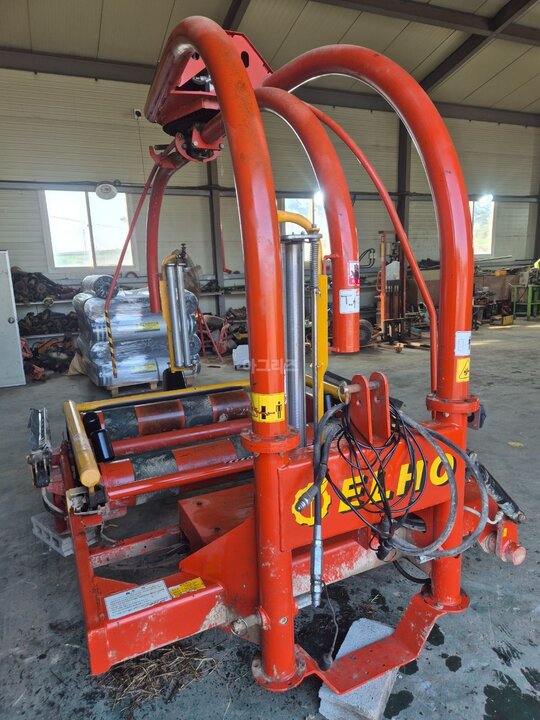  Bale Wrapper PROLINER1500  앞좌측면