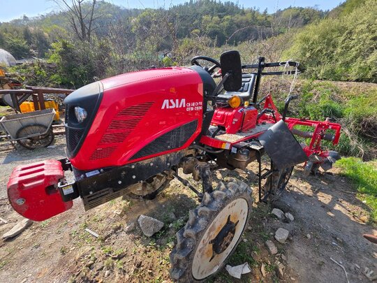 Shibaura Cultivator CFM-2000 (20hp) 앞좌측면