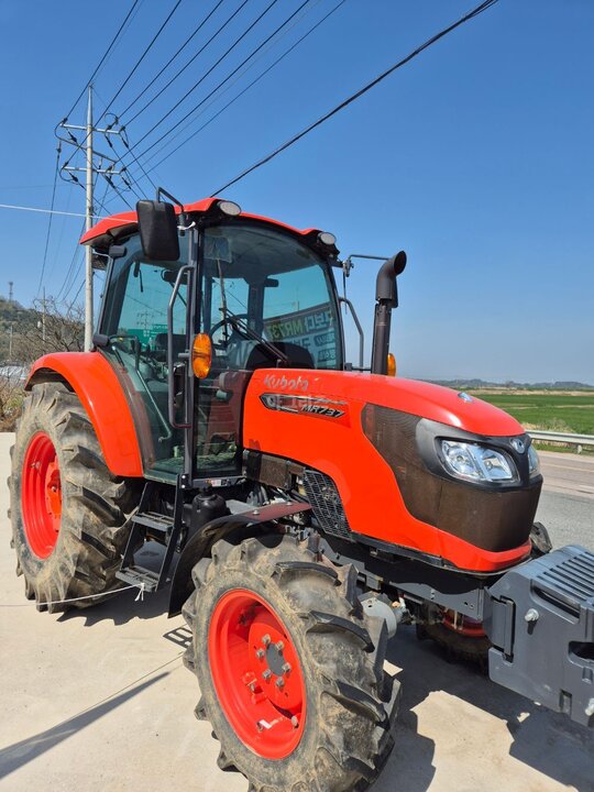 Kubota Tractor MR737 (73hp) 앞좌측면